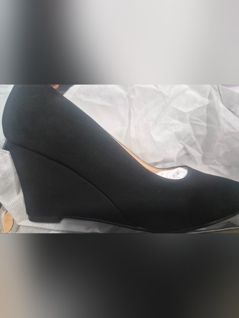 IDIFU Wedges for Women Closed Toe Heels Low Wedge